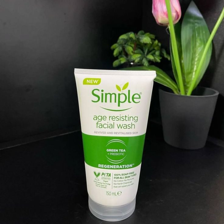 ژل شستشوی صورت سیمپل مدل Age Resisting Facial Wash | پاکسازی ملایم و ضد پیری